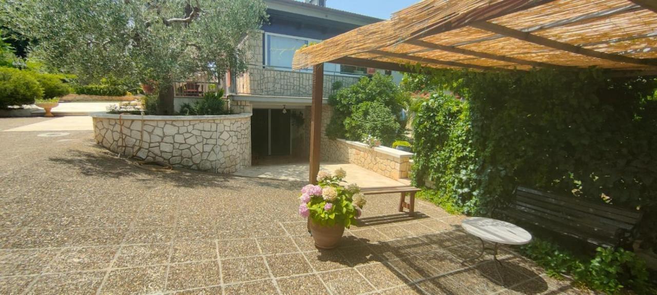 B & B La Mansarda Monopoli Exteriör bild