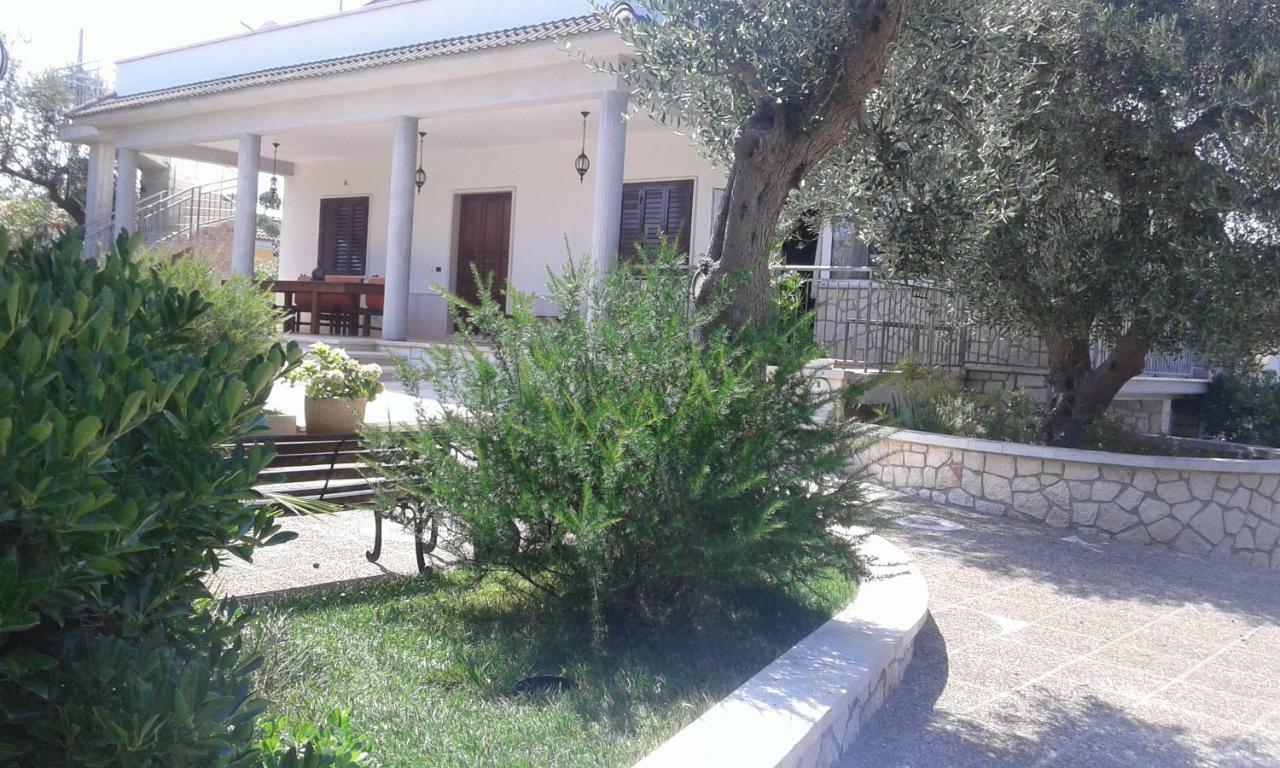 B & B La Mansarda Monopoli Exteriör bild